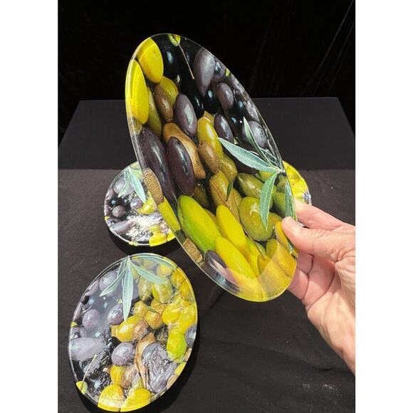 Beautiful Set of 4 Olive 8” Round Photo Bar Martini Wine Plates Unmarked - Picture 6 of 11